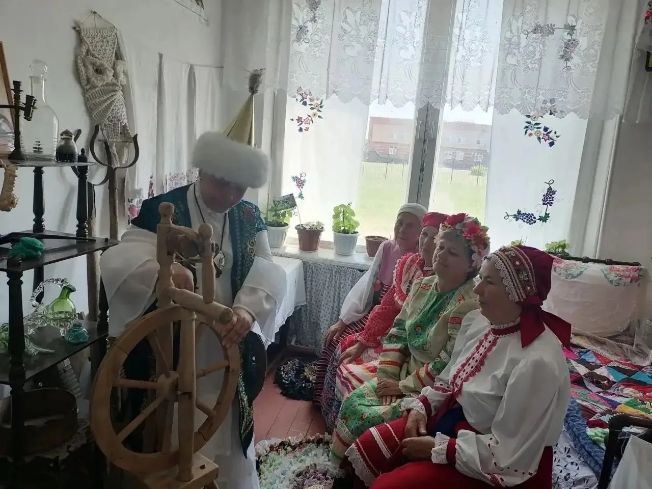 «7Я»: семь национальностей — одна большая семья!