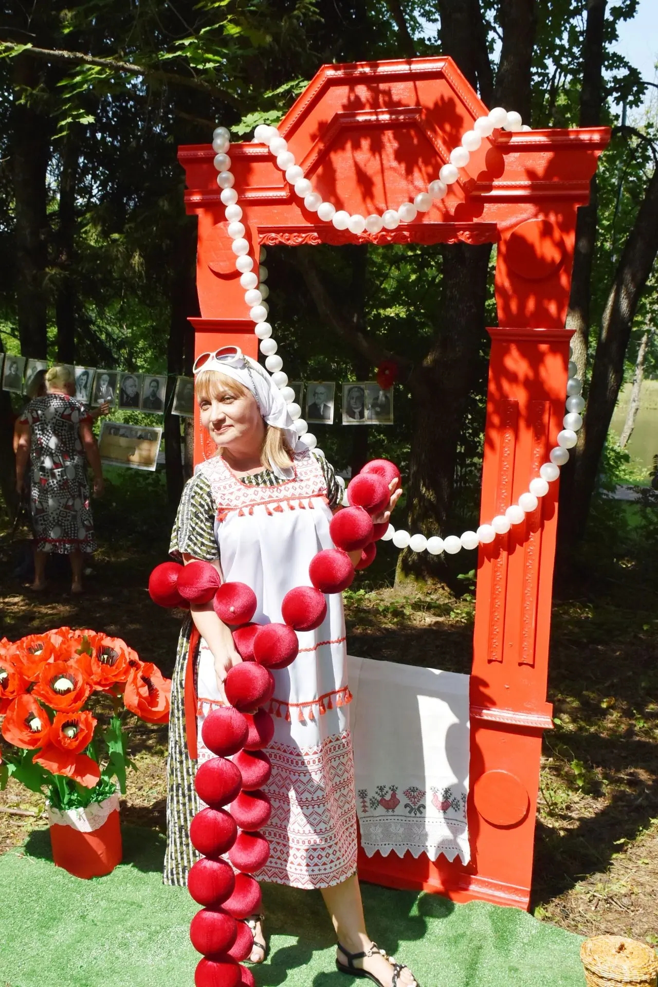 Фестиваль национальных культур «Возьмёмся за руки, друзья!» 